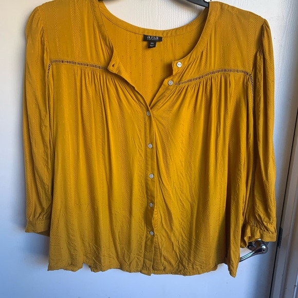 Mustard Yellow Pheasant Top - Picture 1 of 4